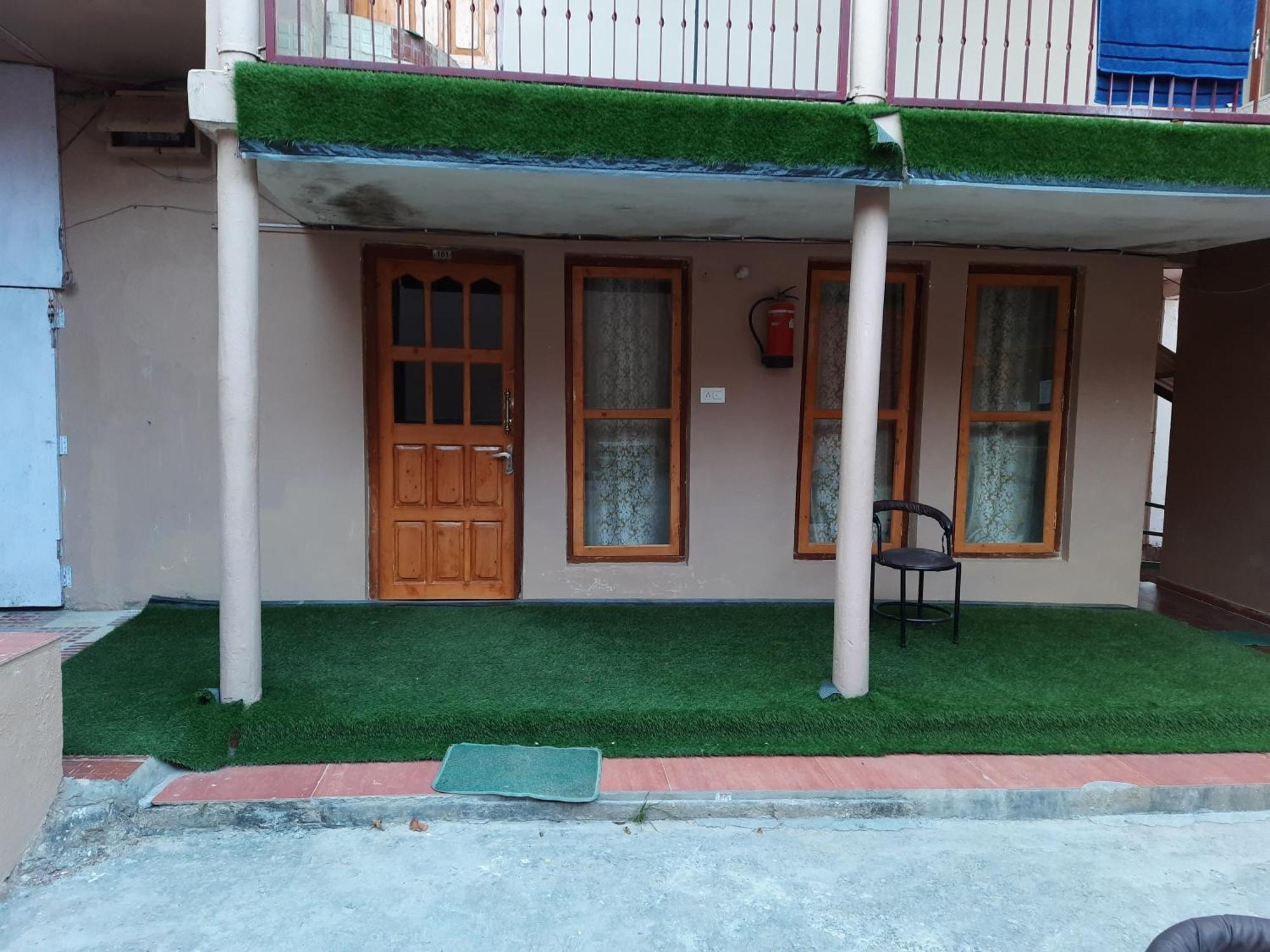 The Groove Garden Dhanolti Guest house